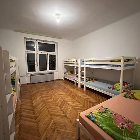 Hostel Golden Horn Szarajevó Kültér fotó