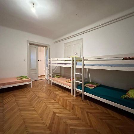Hostel Golden Horn Szarajevó Kültér fotó
